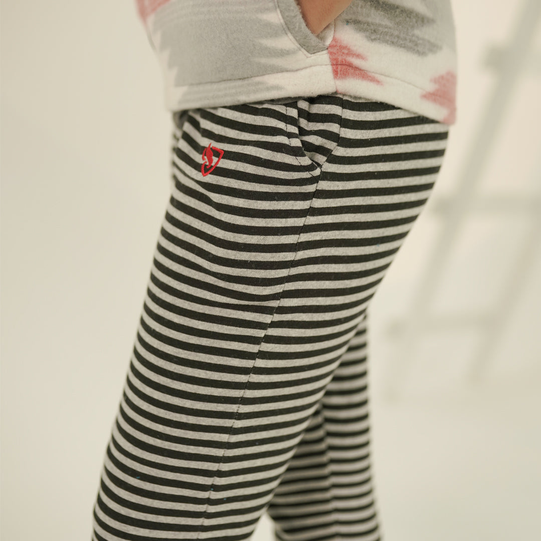DreamersPK Girls Striped Leggings