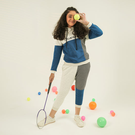 DreamersPK Girls Color-Block Hoodie & Jogger Set